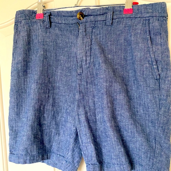 Old navy mens shorts - Picture 1 of 3